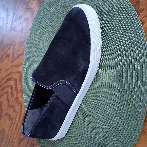 Vince Shoes - Vince Black Suede Streetwear Skater Slip On Sneakers Size 7.5
